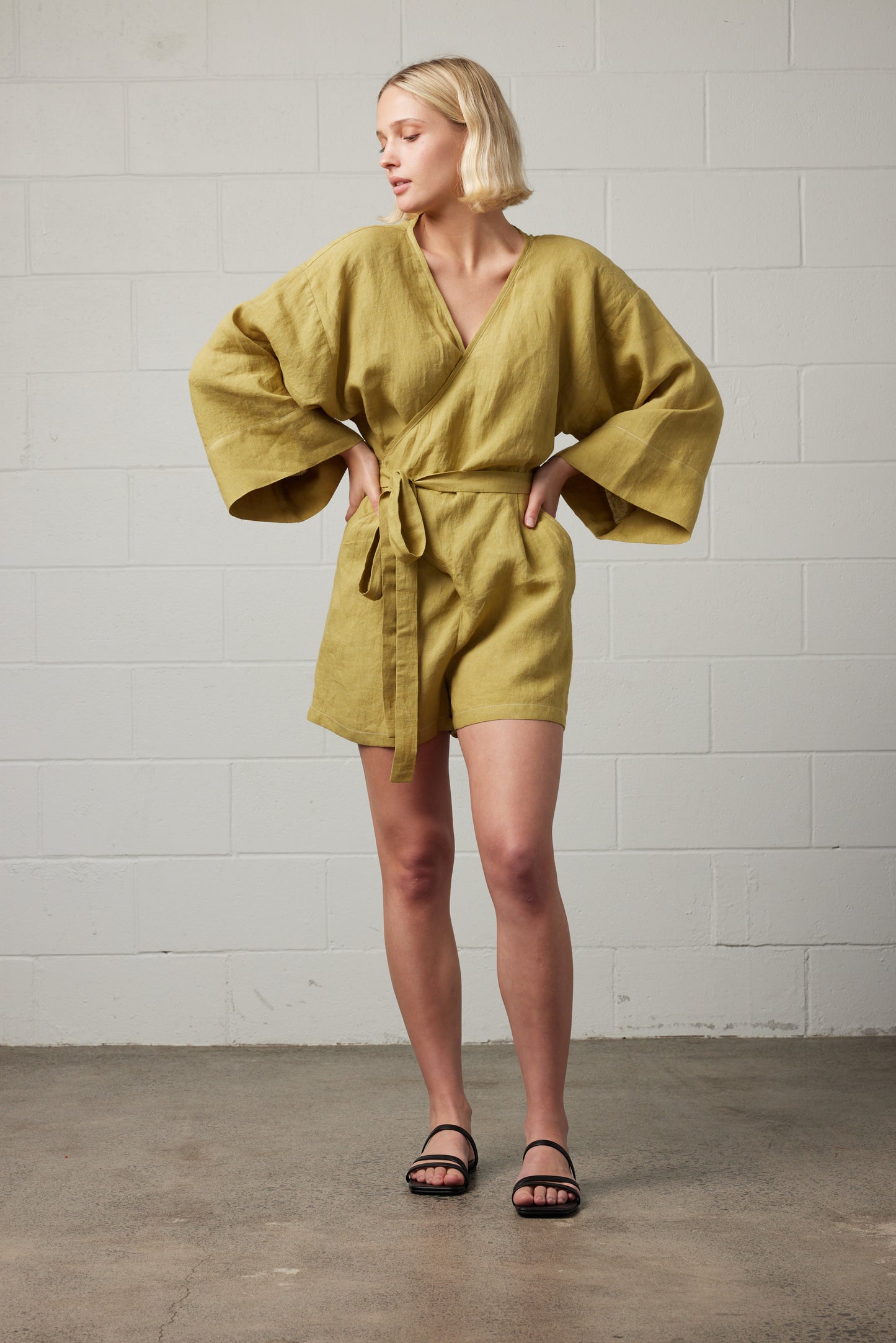 Eva Linen Romper Matcha