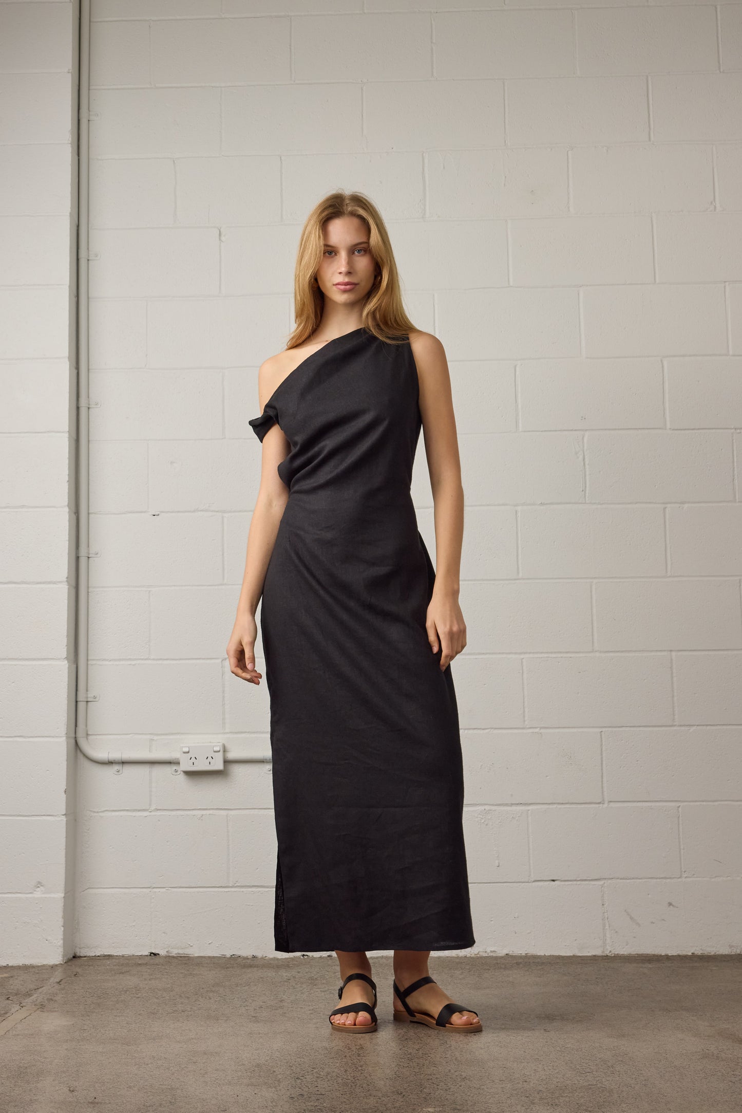 Leo Dress Black