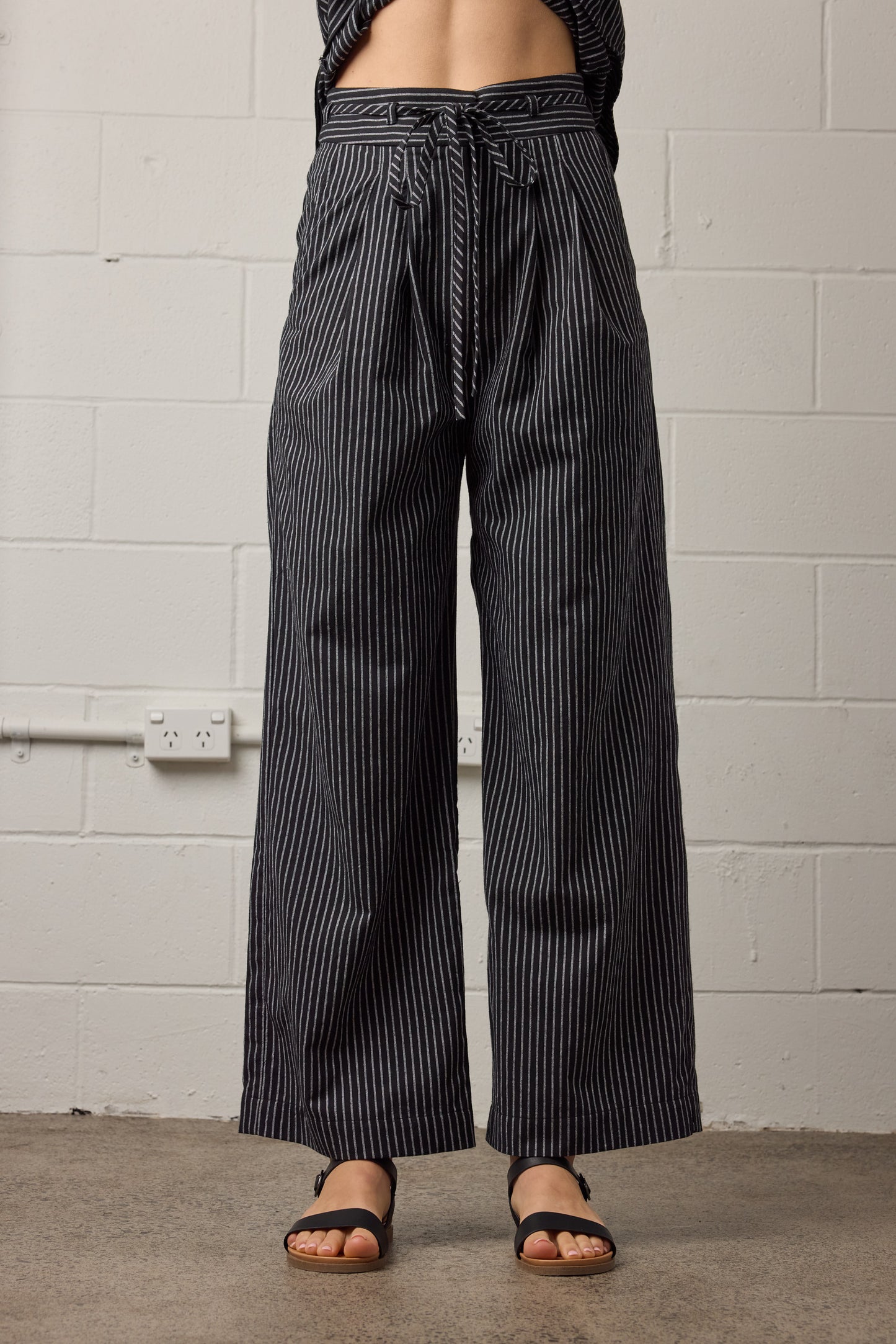 Rhea Pant Black Stripe