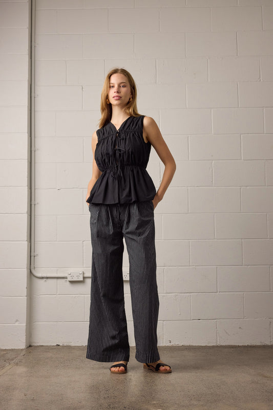 Zaria Top Black