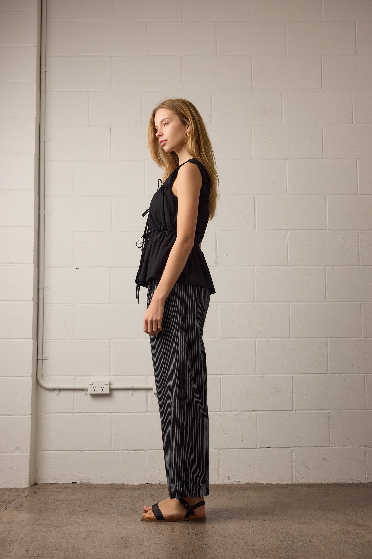 Zaria Top Black