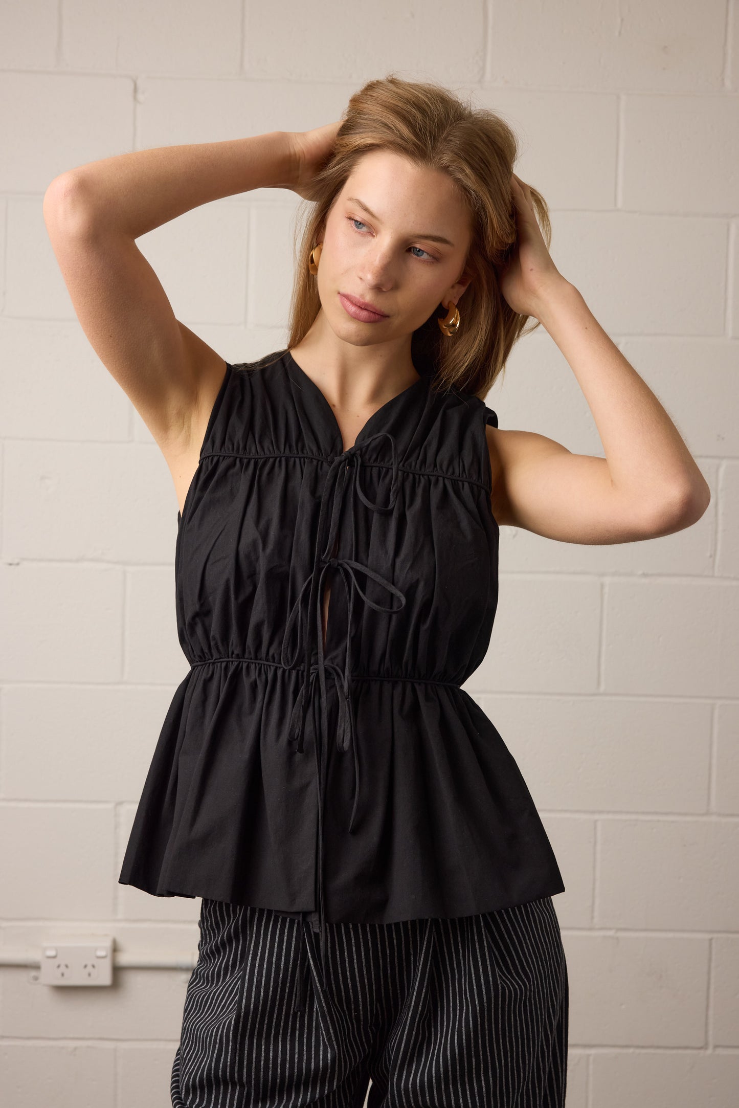 Zaria Top Black